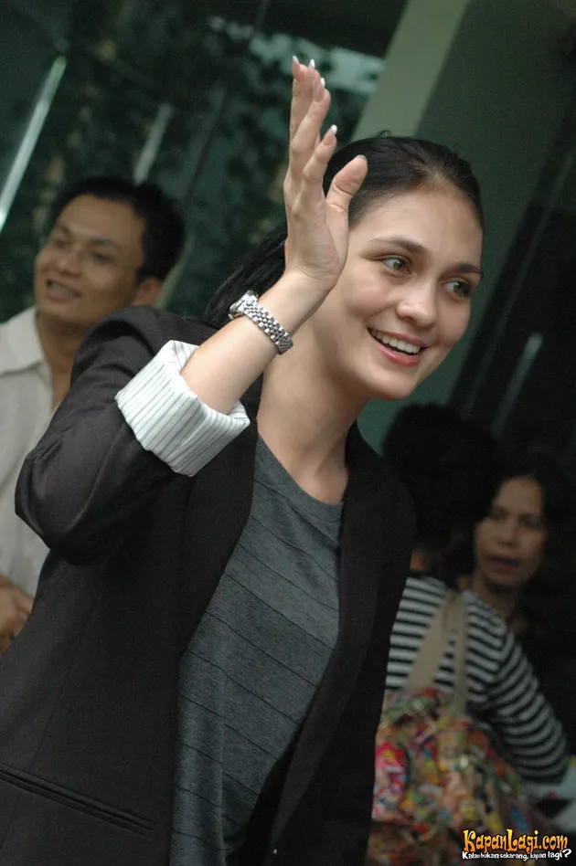 luna_maya