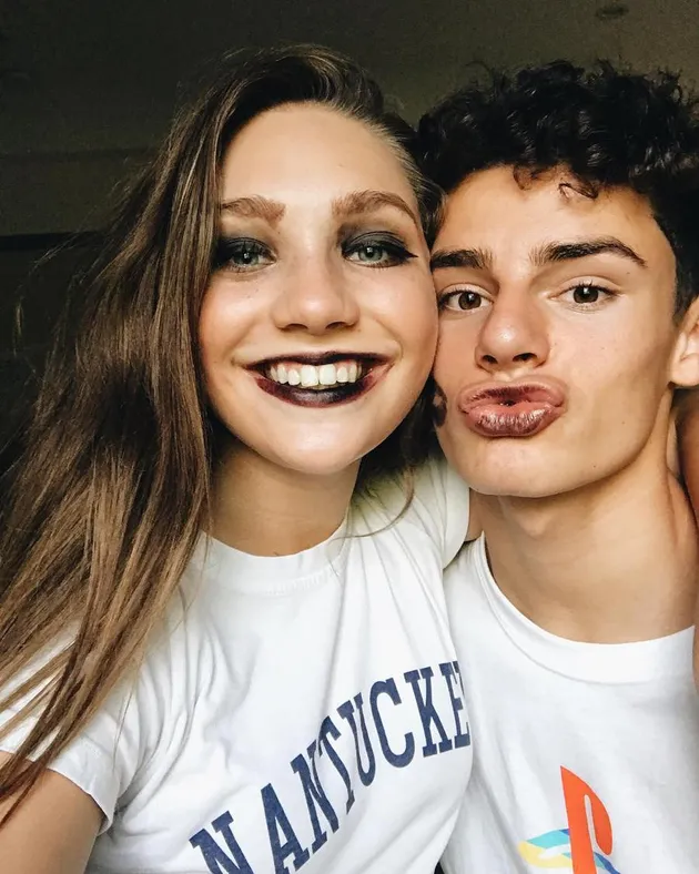 Foto Mesra Maddie Ziegler &amp; Pacar Barunya