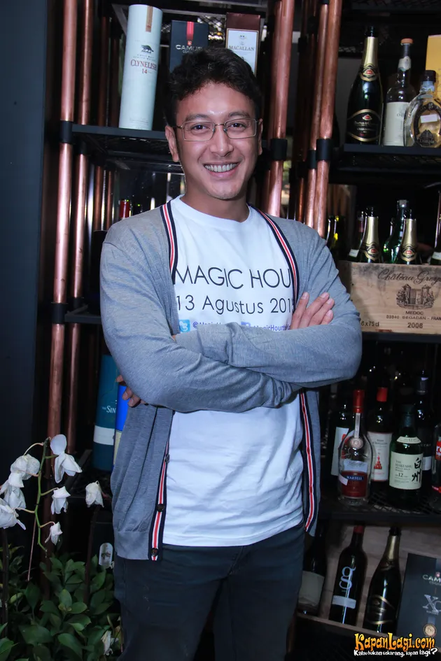 'MAGIC HOUR' SUKSES BIKIN RIZKY NAZAR - MICHELLE ZIUDITH 