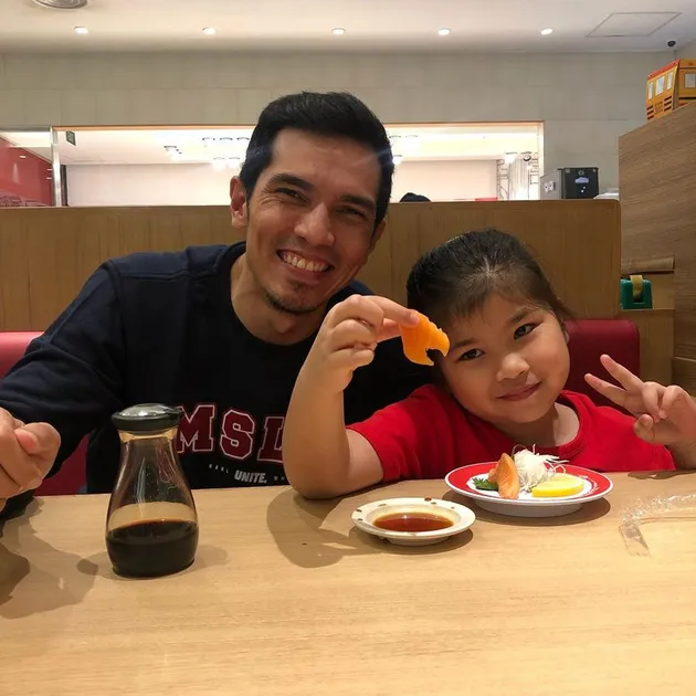 Adrian Maulana dan Anak