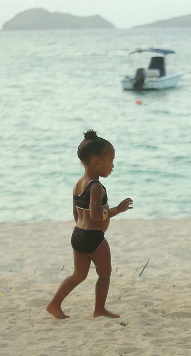 Kim Kardashian &amp; North West