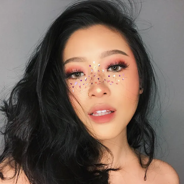 Make up look Cindercella ini bikin geregetan!