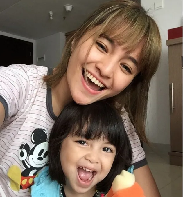 Marshanda - Sienna Kasyafani