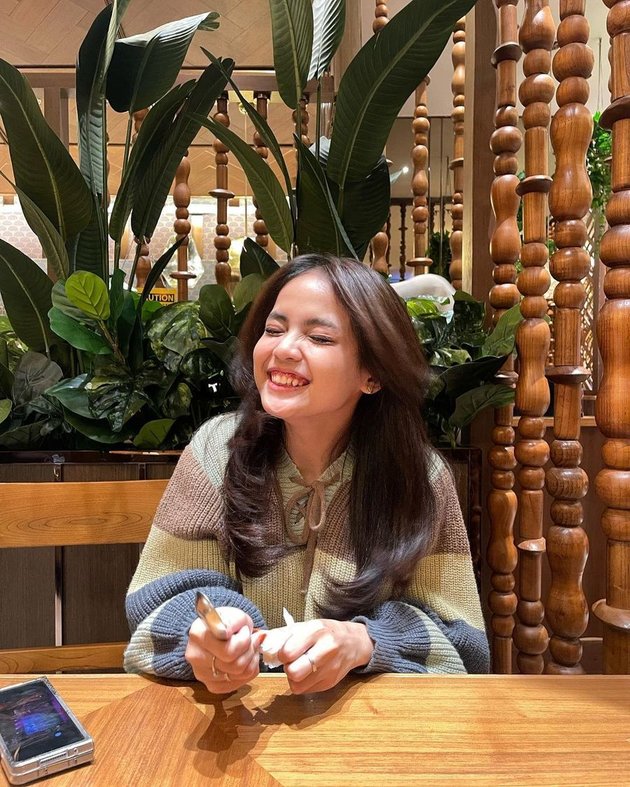 More Beautiful Before Marriage, 8 Photos and Interesting Facts about Putri Isnari - Interested in the World of Dangdut Since Childhood