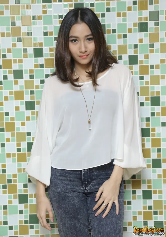 Ratna Kharisma Adzana