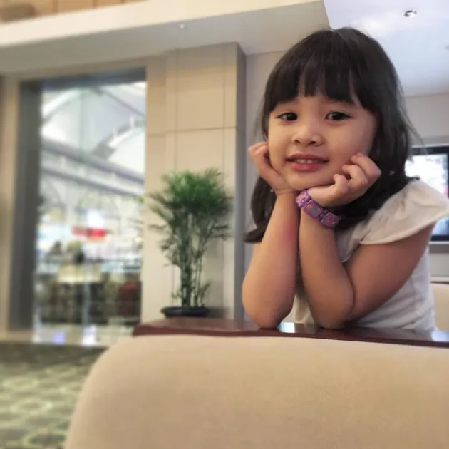 Kanna Sybilla, Putri Zaskia Adya Mecca