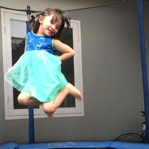 Kanna Sybilla, Putri Zaskia Adya Mecca