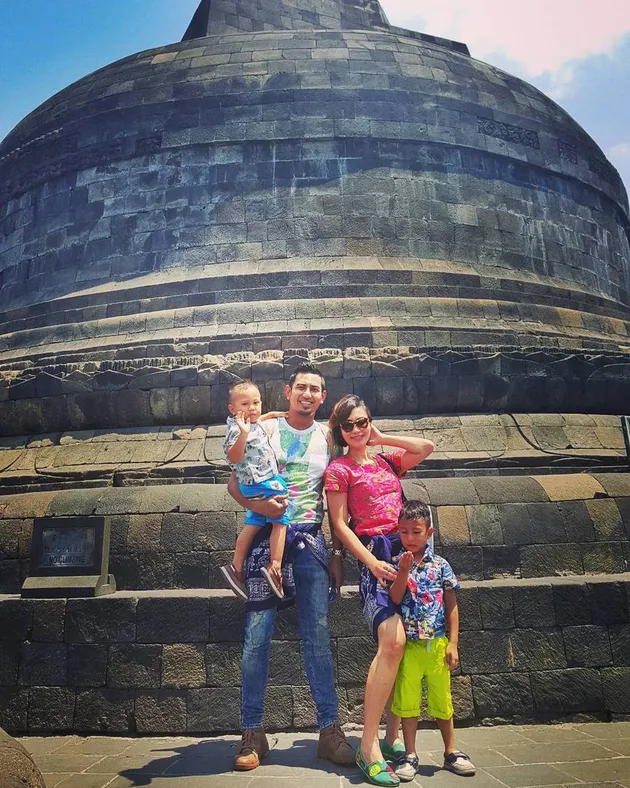 rio febrian, sabria kono
