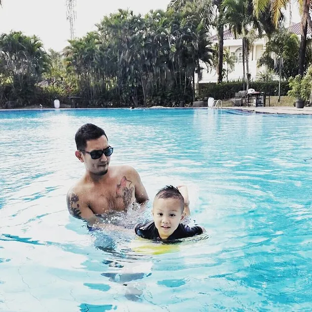 rio febrian, sabria kono