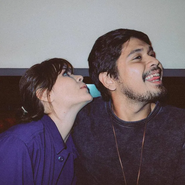 Petra Sihombing Firrina menikah