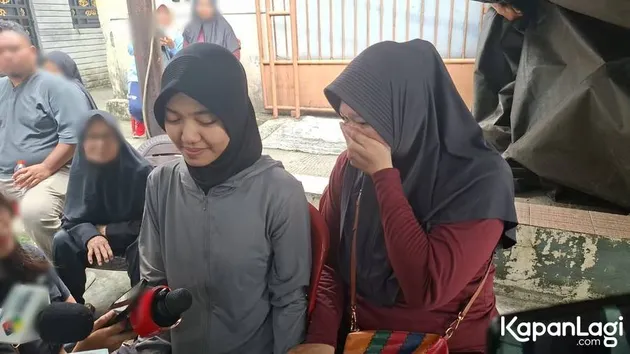 Anak Temon dan ibunya