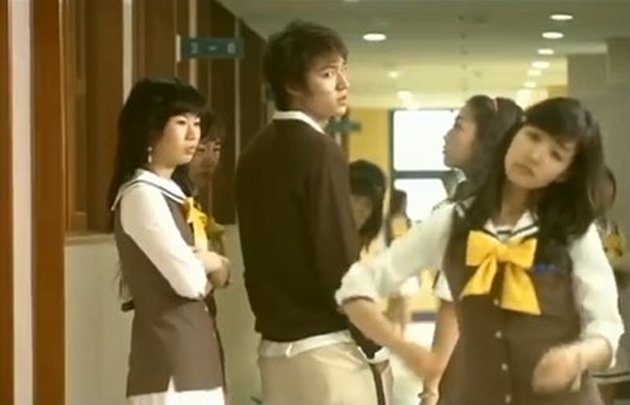 Still Not Dating, Lee Min Ho and Park Min Young's Photos as High School Students in the 2007 Drama