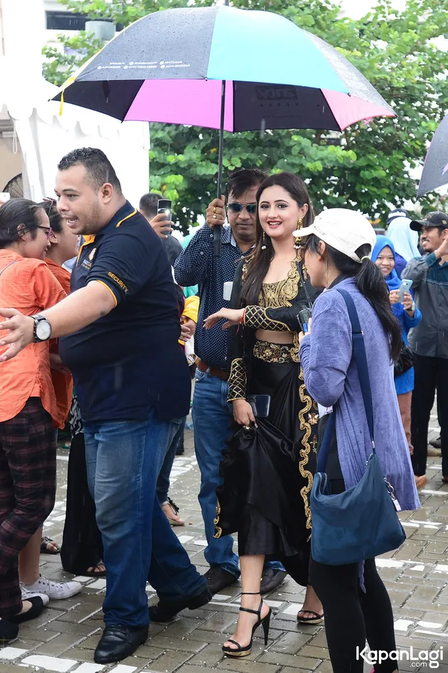 Rashami Desai &amp; Nandish Sandhu