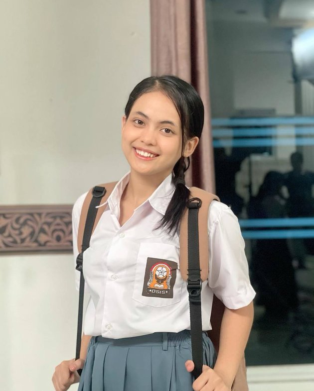 Still Worthy to be Called a Teenager, 8 Portraits of Putri Isnari who Will Soon Become the Rich Businessman's Daughter-in-Law from Kalimantan - Highlighted When Wearing High School Uniform