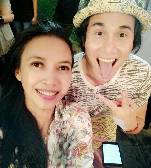 ruth marini pemeran sinto gendeng di film wiro sableng