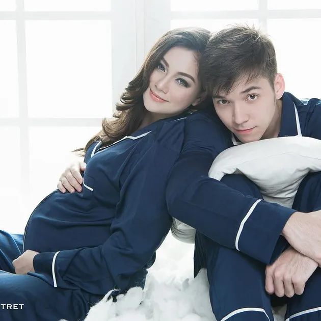 maternity shoot celine evangelista