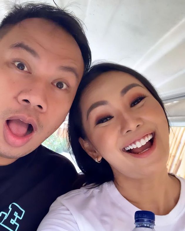 Suddenly Announcing Cancellation of Marriage, Here are 8 Intimate Photos of Kalina Ocktaranny and Vicky Prasetyo When Drunk in Love