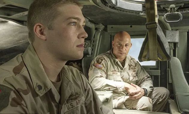 Joe Alwyn, Pacar Baru Taylor Swift