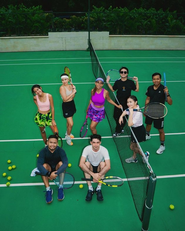 8 Photos of Prilly Latuconsina Playing Tennis with Reza Rahadian, the Hugging Moment Makes You Emotional!