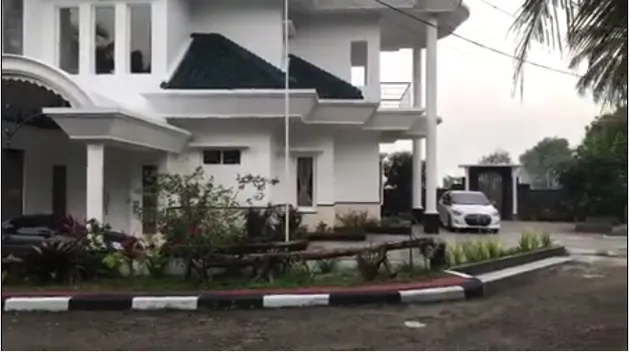 Rumah Desy Ratnasari