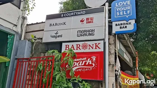 Papan penyambut masuk ke Cafe Baronk