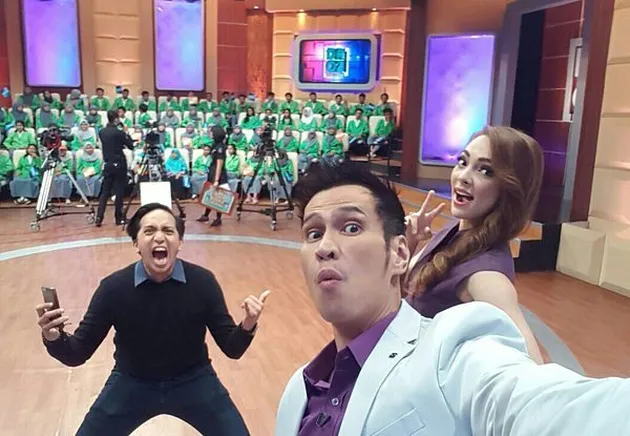 dr. Ryan Thamrin