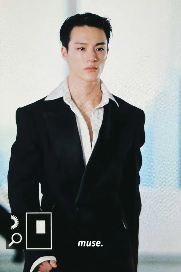 Jeno Debut Runway New York Fashion Week