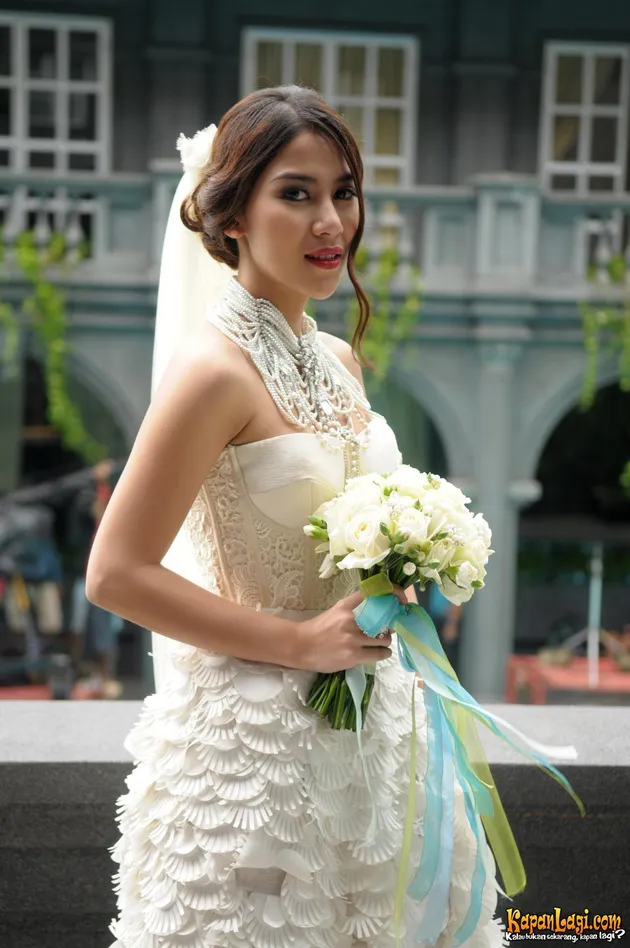 THE WEDDING &amp; BEBEK BETUTU