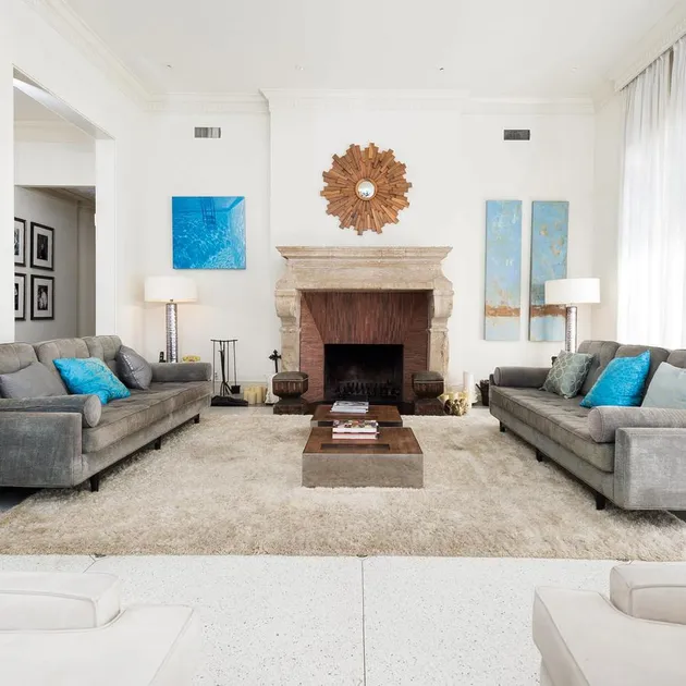 Mansion Mewah Louis Tomlinson