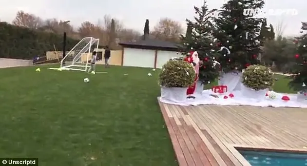 MEWAH & UNIK, YUK INTIP BAGIAN DALAM RUMAH CRISTIANO 