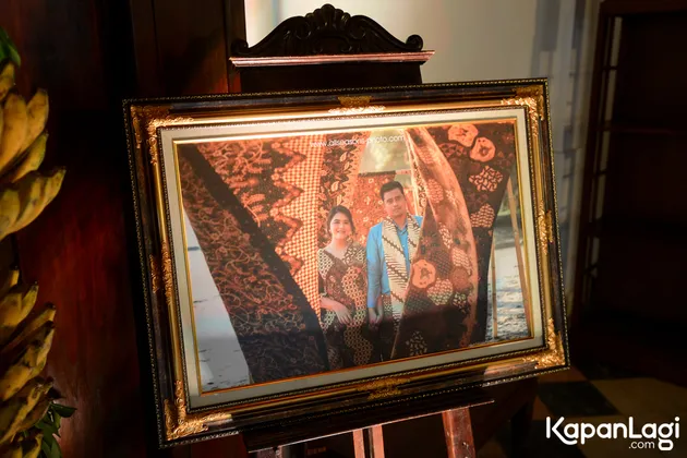 Kahiyang Ayu &amp; Bobby Nasution - Jokowi