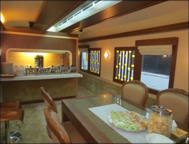 kereta api, kereta wisata, kereta eksekutif, kereta wisata indonesia