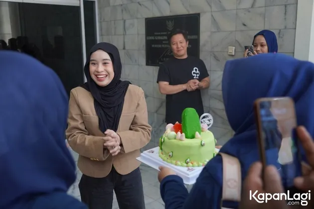 Interaksi Mila DA 7 dengan Milen Official Fanbase