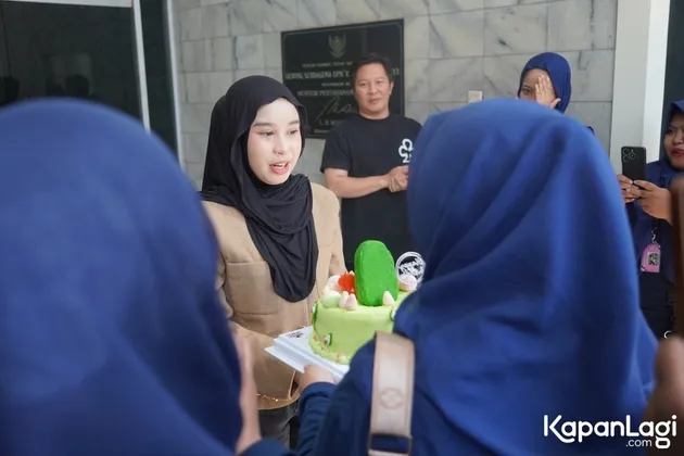 Mila DA 7 ke Audisi Offline D'Academy 8 di Surabay