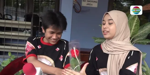 Valen dan Mila Dangdut Academy 7 