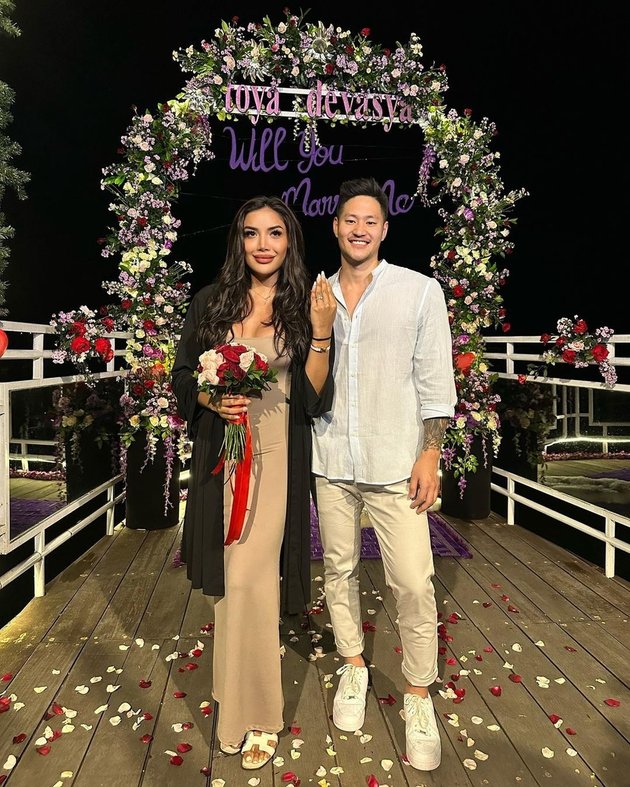 Millen Cyrus Gets Engaged to Lionel Lee in Bali, Only 2 Months After Dating - Receives Large Diamond Ring
