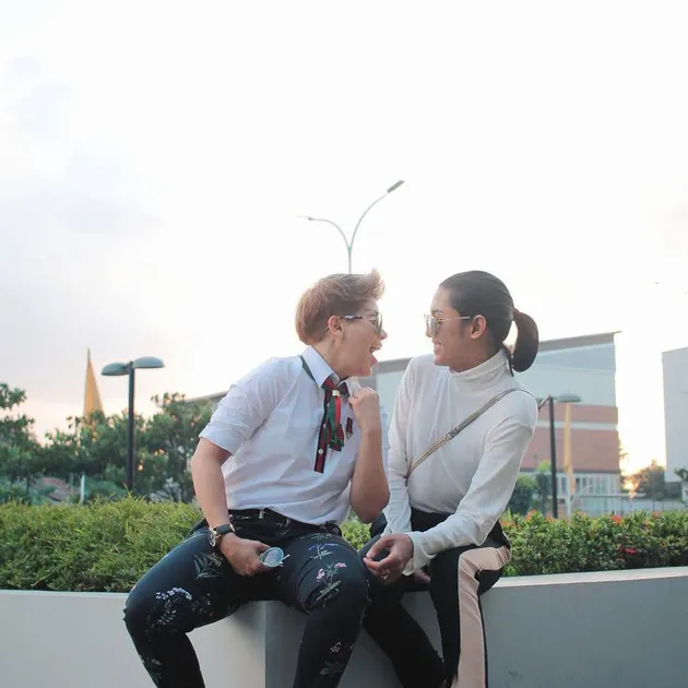 Millen Daru &amp; Pacarnya, Naka