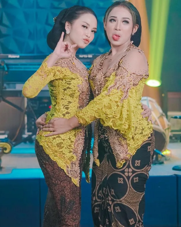 Rina Aditama Dewi Soekarno Cantik Glowing Pacitan