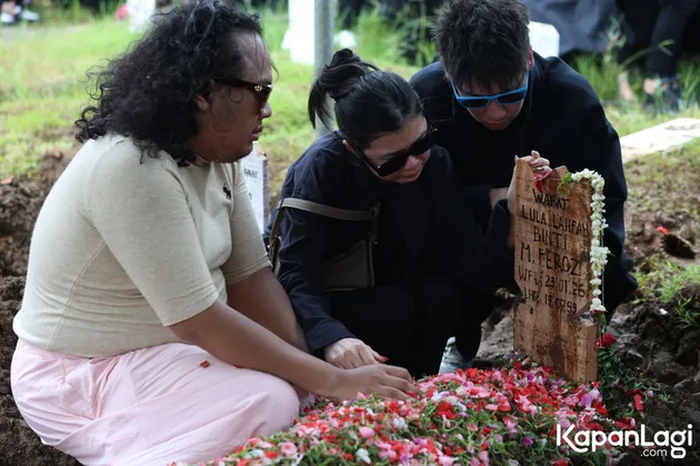 Pemakaman Lula Lahfah