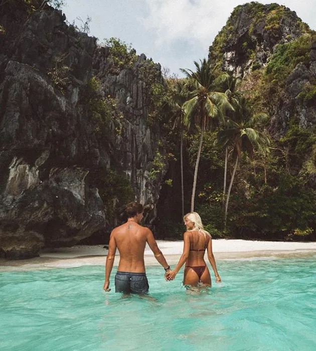 Instagram Couple