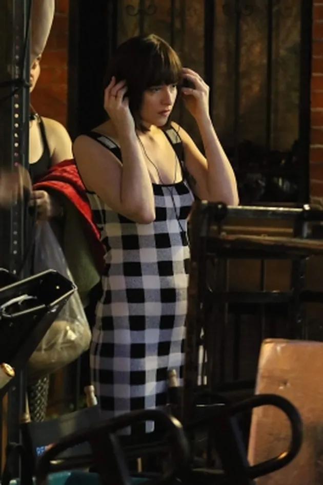 Dakota Johnson - HOW TO BE SINGLE