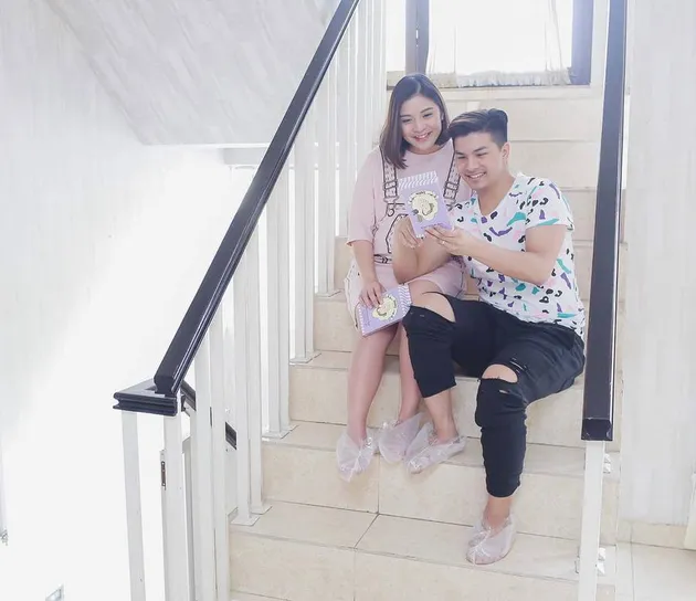 chelsea olivia, glenn alinskie