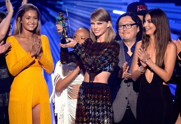 Momen-Momen Liar &amp; Konyol di MTV Video Music Awards 2015
