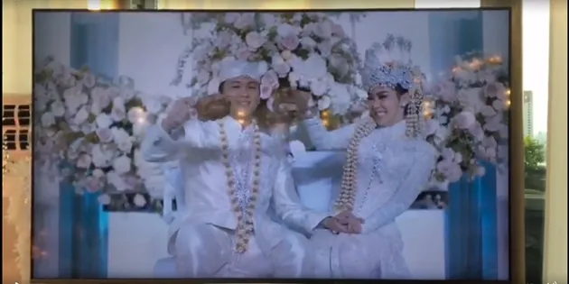 Syahrini Reino Barack