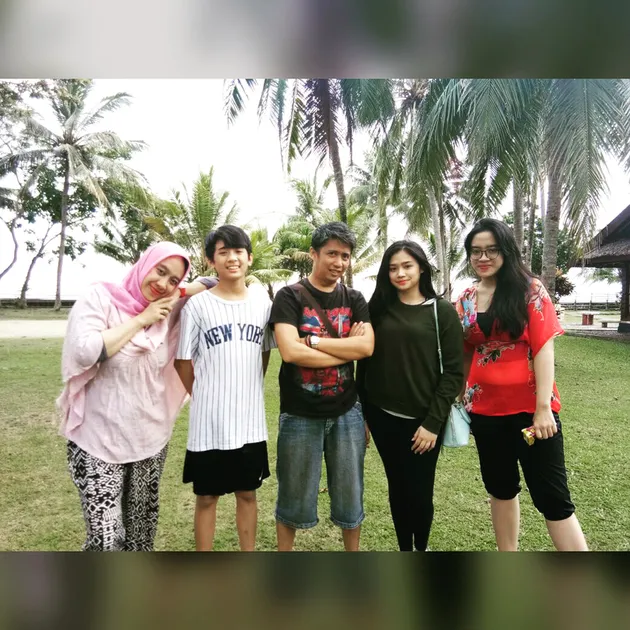 Harry Nugraha dan Keluarga