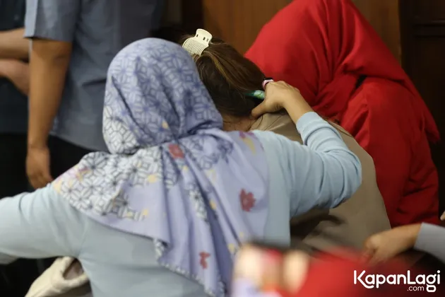 Dokter Kamelia Kerokan di Sidang Ammar Zoni 