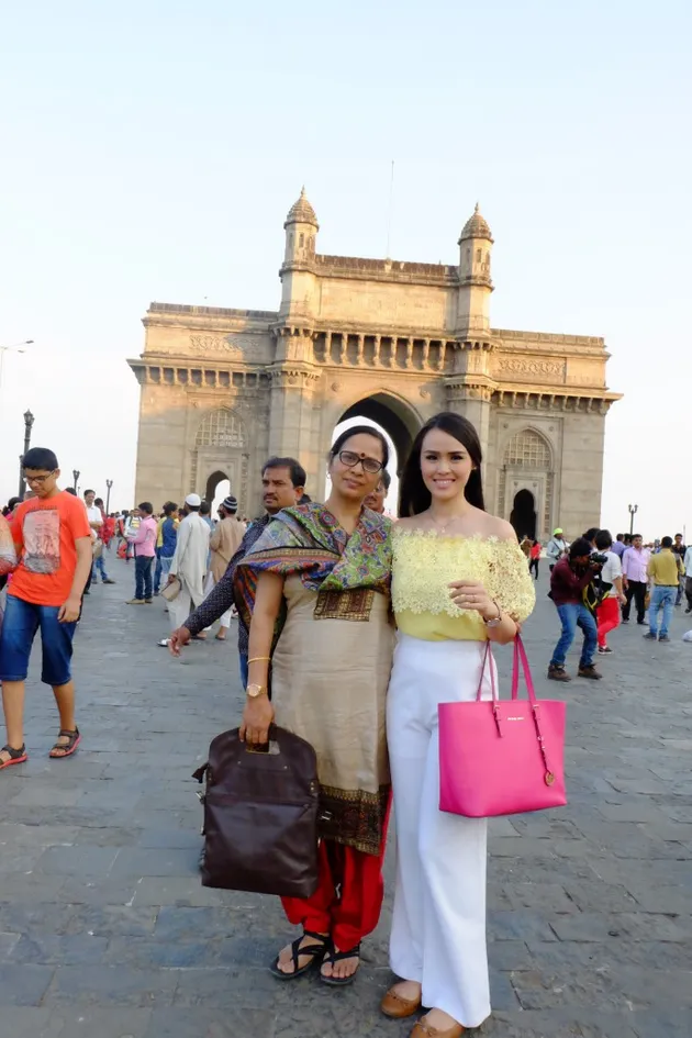 Nita Sofiani dan Krishna Rana