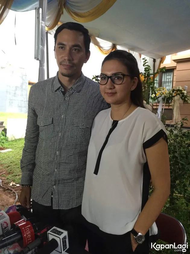 Donna Agnesia - Darius Sinathrya