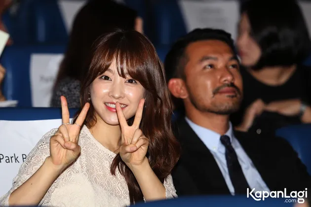Park Bo Young - Rio Dewanto