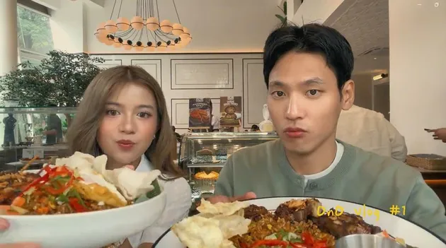 Na Daehoon makan bareng Diva